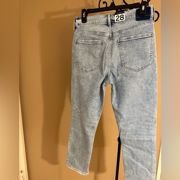 GAP Slim High Rise Straight Leg Jean Petite - Picture 2 of 8